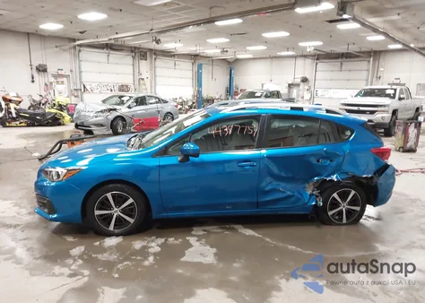 2022 Subaru Impreza Premium 5-Door z USA, uszkodzony, nr VIN 4S3GTAD65N3725853